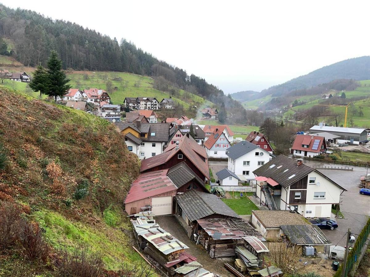 Ottenhofen im Schwarzwald Einzigartiges Apartment, Mitten In Der Natur מראה חיצוני תמונה