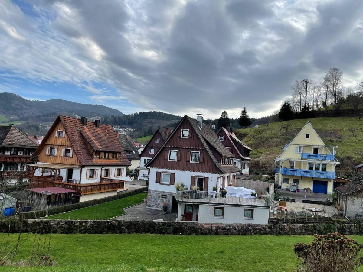 Ottenhofen im Schwarzwald Einzigartiges Apartment, Mitten In Der Natur מראה חיצוני תמונה