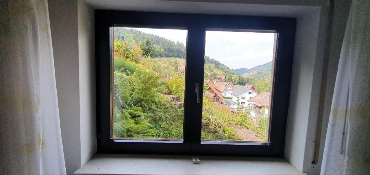 Ottenhofen im Schwarzwald Einzigartiges Apartment, Mitten In Der Natur מראה חיצוני תמונה